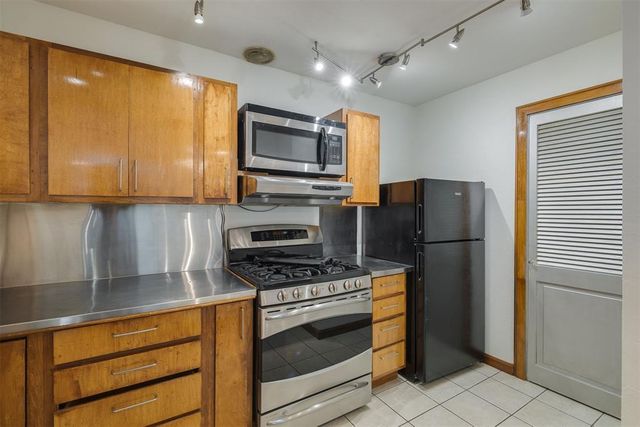 2527 NW 62nd Street 214, Oklahoma City, OK 73112