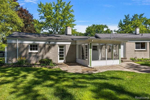 4550 Justine Street, Shelby Twp, MI 48317