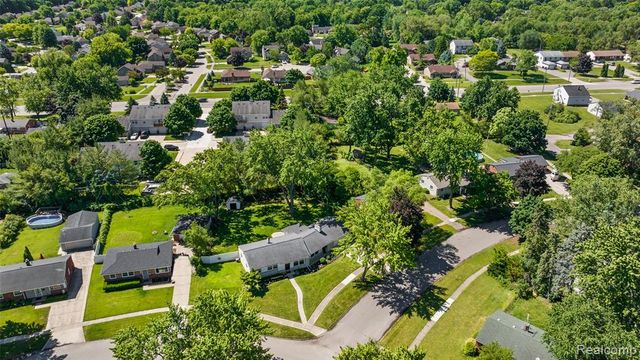 4550 Justine Street, Shelby Twp, MI 48317