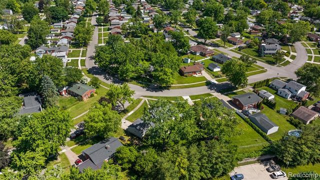 4550 Justine Street, Shelby Twp, MI 48317