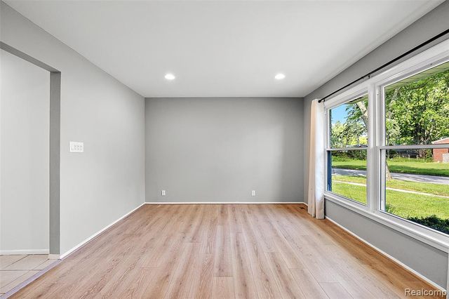 4550 Justine Street, Shelby Twp, MI 48317