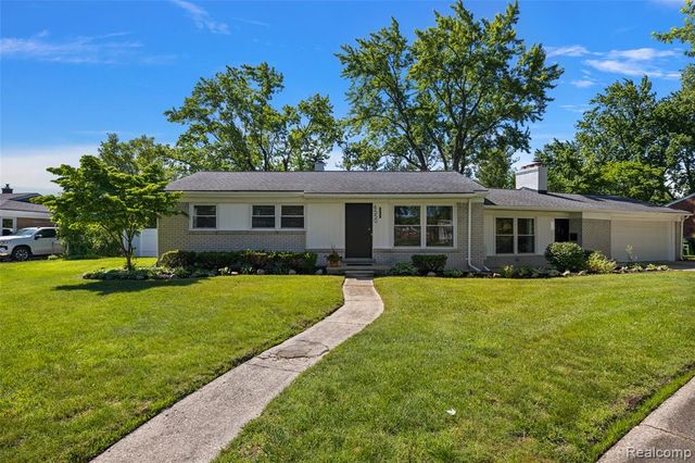 4550 Justine Street, Shelby Twp, MI 48317