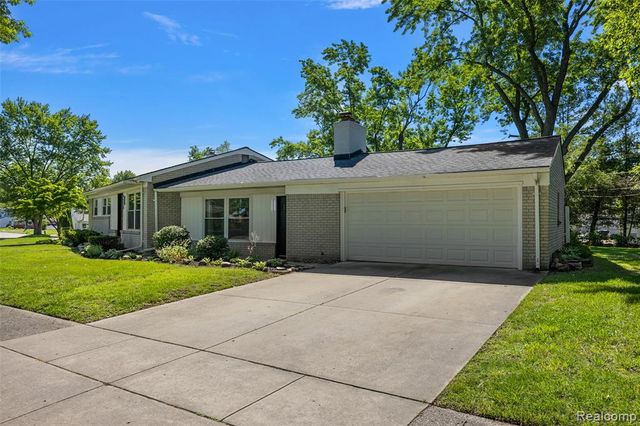 4550 Justine Street, Shelby Twp, MI 48317
