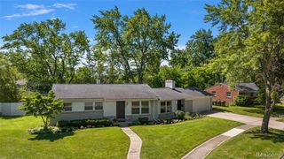 4550 Justine Street, Shelby Twp, MI 48317