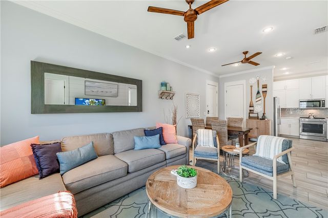 190 Social Cr 10-101, Port Aransas, TX 78373