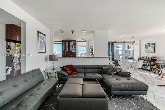 230 174th St 1404, Sunny Isles Beach, FL 33160