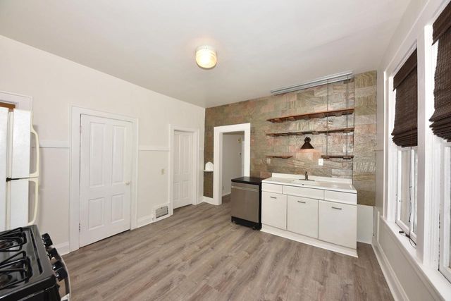 2545 N Pierce STREET, Milwaukee, WI 53212