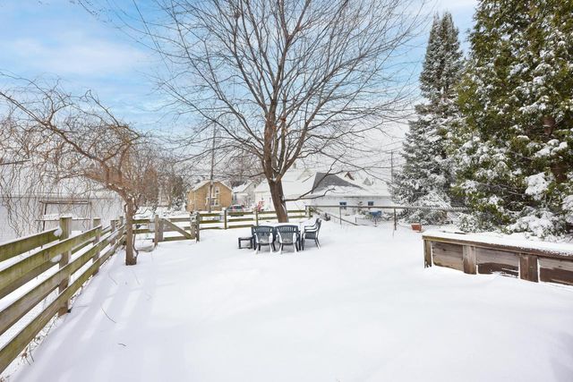 2545 N Pierce STREET, Milwaukee, WI 53212