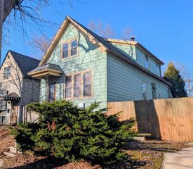 2545 N Pierce STREET, Milwaukee, WI 53212