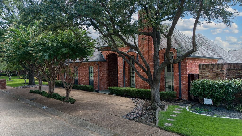 6020 Fallsview Lane, Dallas, TX 75252
