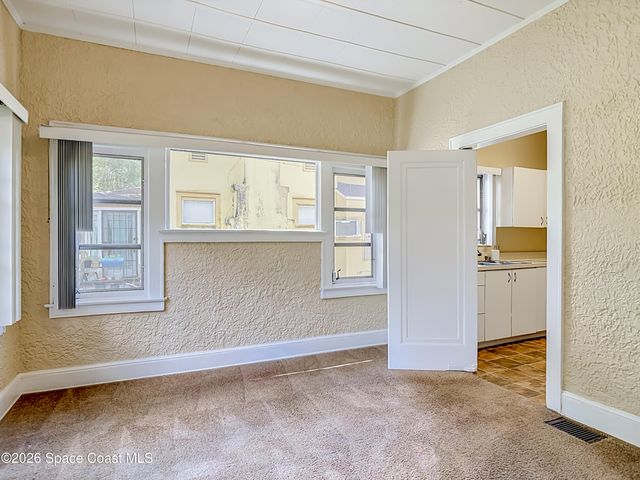 224 S Salisbury Avenue, Deland, FL 32720