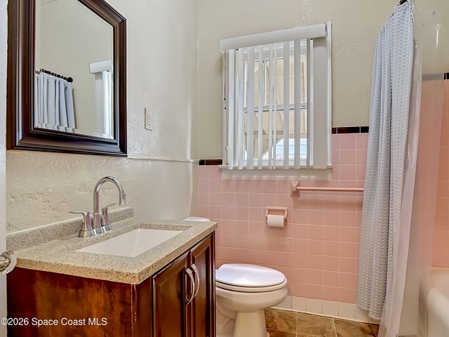 224 S Salisbury Avenue, Deland, FL 32720