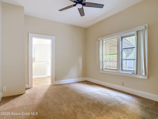 224 S Salisbury Avenue, Deland, FL 32720