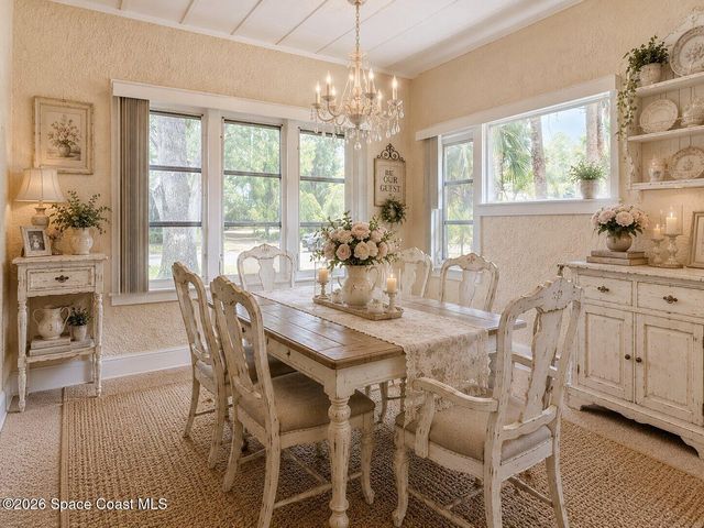 224 S Salisbury Avenue, Deland, FL 32720