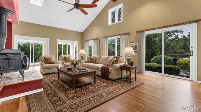 4945 Fox Bridge Road, Wildwood, MO 63069