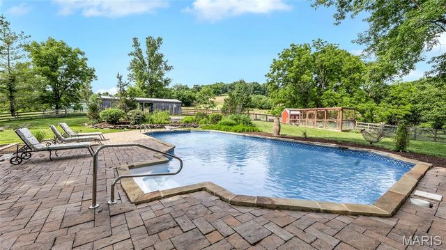 4945 Fox Bridge Road, Wildwood, MO 63069