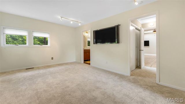 4945 Fox Bridge Road, Wildwood, MO 63069