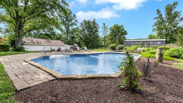 4945 Fox Bridge Road, Wildwood, MO 63069