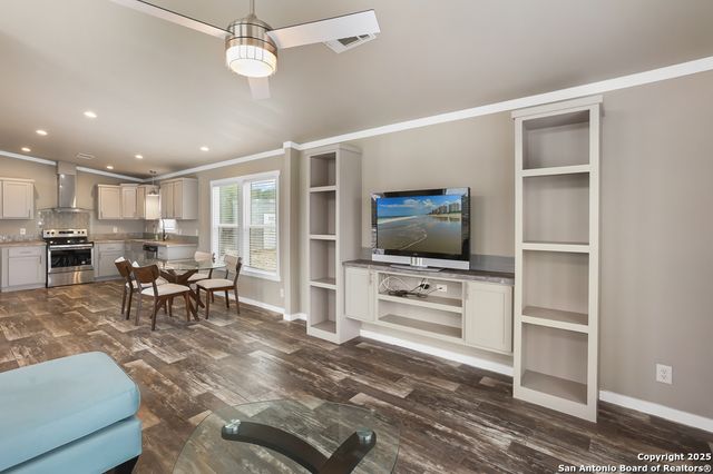 4207 Forest Trail, Bandera, TX 78003