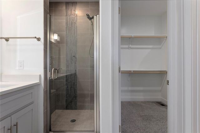 630 NW 110th Street, Kansas City, MO 64155