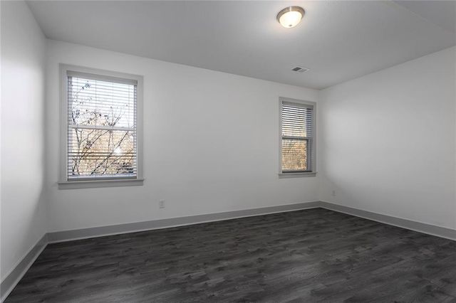 630 NW 110th Street, Kansas City, MO 64155