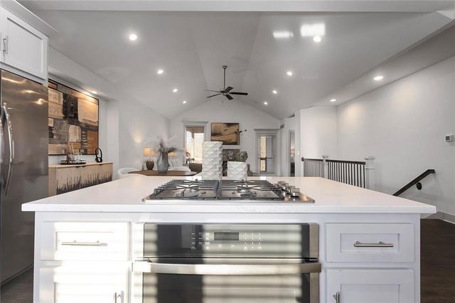 630 NW 110th Street, Kansas City, MO 64155