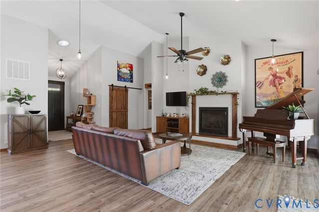 2524 Bucknell Ln, Maidens, VA 23102