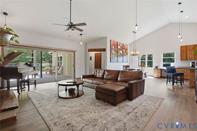 2524 Bucknell Ln, Maidens, VA 23102