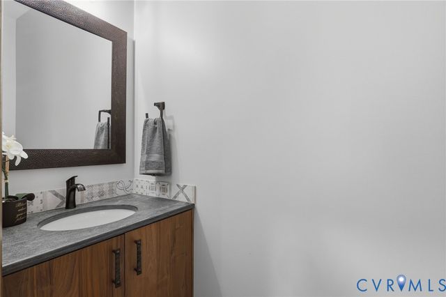 2524 Bucknell Ln, Maidens, VA 23102