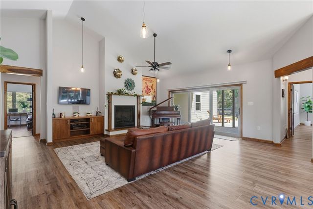 2524 Bucknell Ln, Maidens, VA 23102