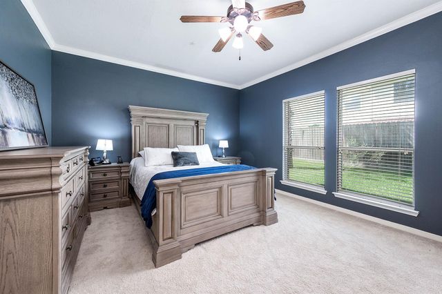 3912 Rayburn Lake Court, Pearland, TX 77581