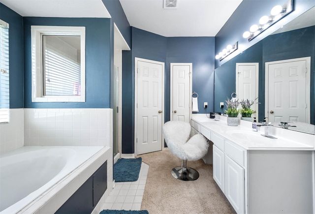 3912 Rayburn Lake Court, Pearland, TX 77581