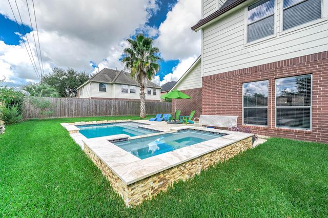 3912 Rayburn Lake Court, Pearland, TX 77581