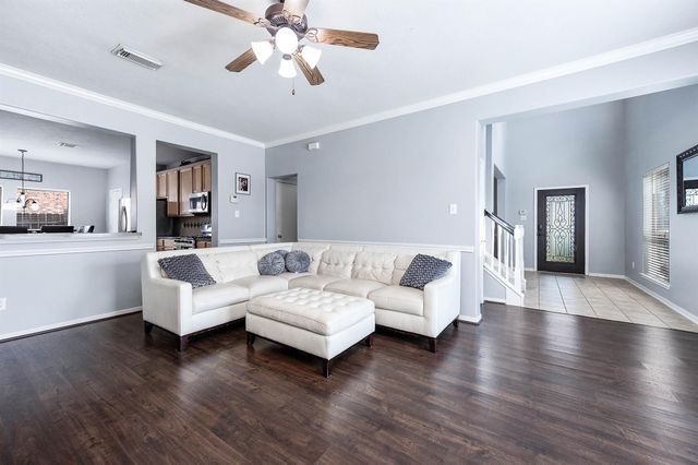 3912 Rayburn Lake Court, Pearland, TX 77581