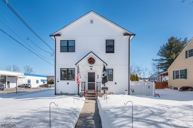 102 Miller St, Hackettstown Town, NJ 07840