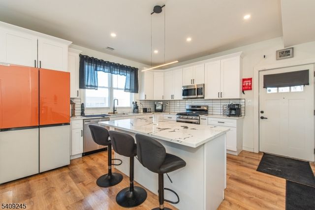 102 Miller St, Hackettstown Town, NJ 07840