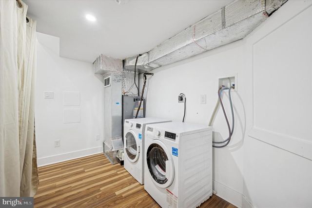 43 E NARRAGANSETT ST, Philadelphia, PA 19144