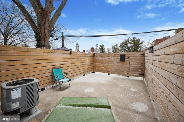 43 E NARRAGANSETT ST, Philadelphia, PA 19144