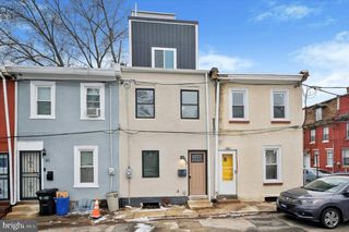 43 E NARRAGANSETT ST, Philadelphia, PA 19144