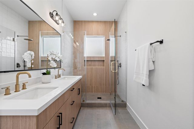 2706 Fox Street, Houston, TX 77003