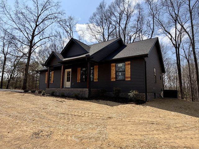 1007 Mt Olive Rd, Westmoreland, TN 37186