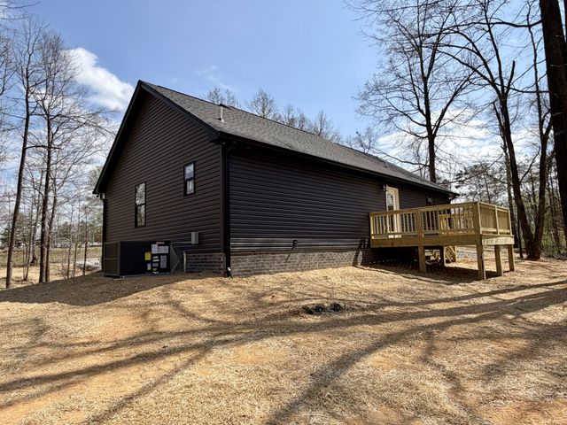 1007 Mt Olive Rd, Westmoreland, TN 37186