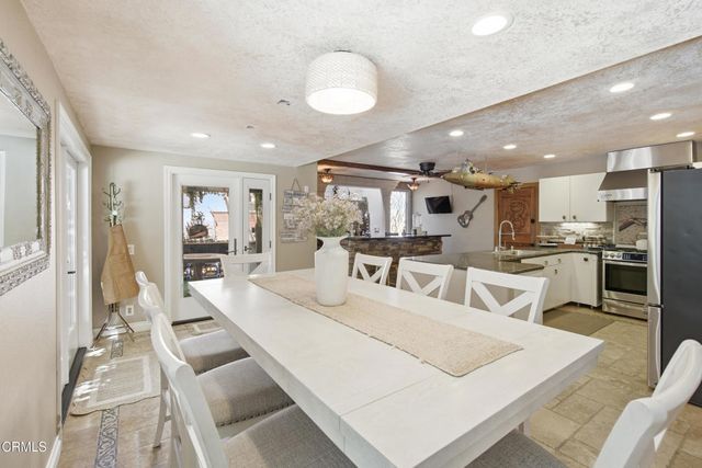 2253 Medina Avenue, Simi Valley, CA 93063