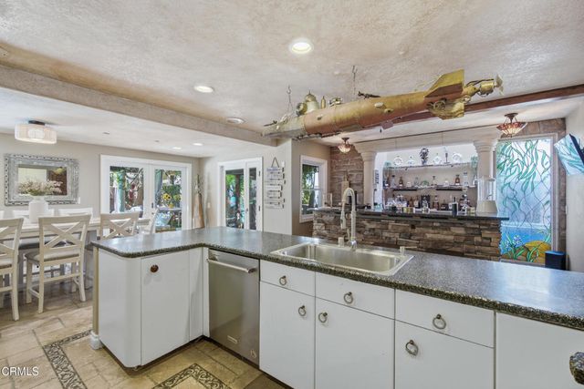2253 Medina Avenue, Simi Valley, CA 93063