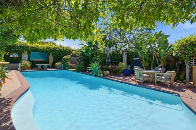 2253 Medina Avenue, Simi Valley, CA 93063