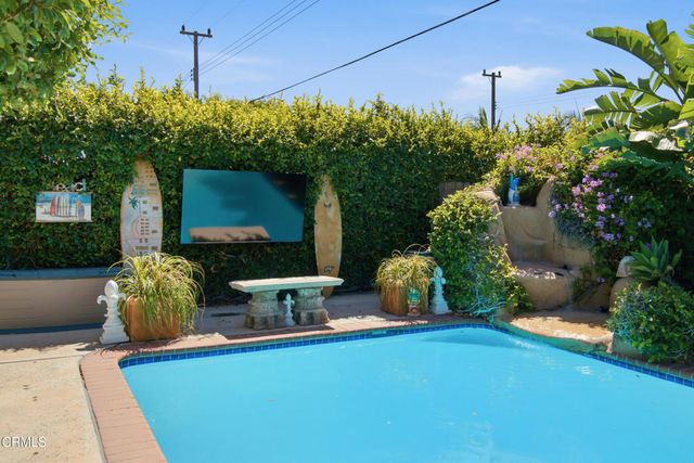 2253 Medina Avenue, Simi Valley, CA 93063