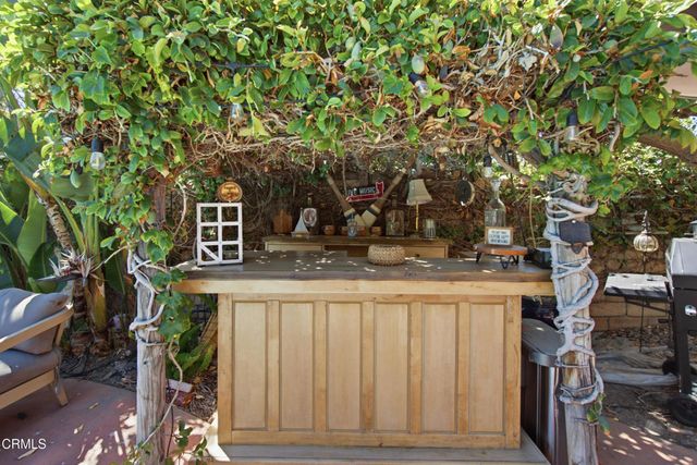 2253 Medina Avenue, Simi Valley, CA 93063