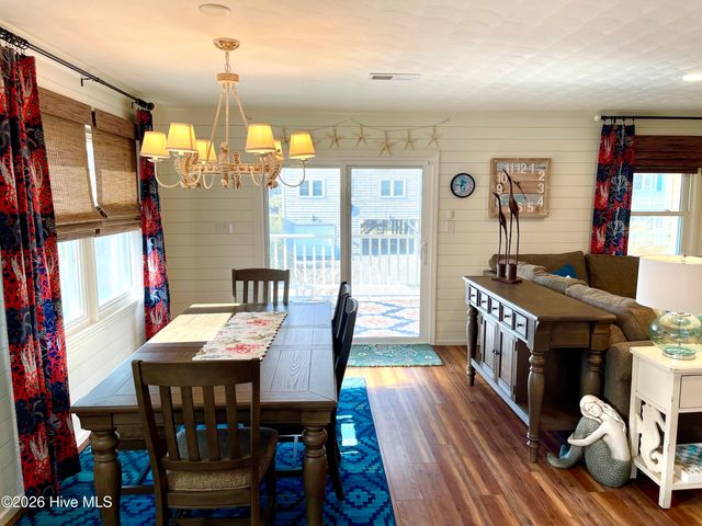 413 37th Street, Sunset Beach, NC 28468