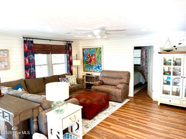 413 37th Street, Sunset Beach, NC 28468