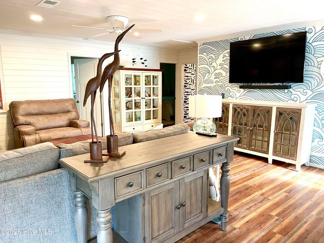 413 37th Street, Sunset Beach, NC 28468